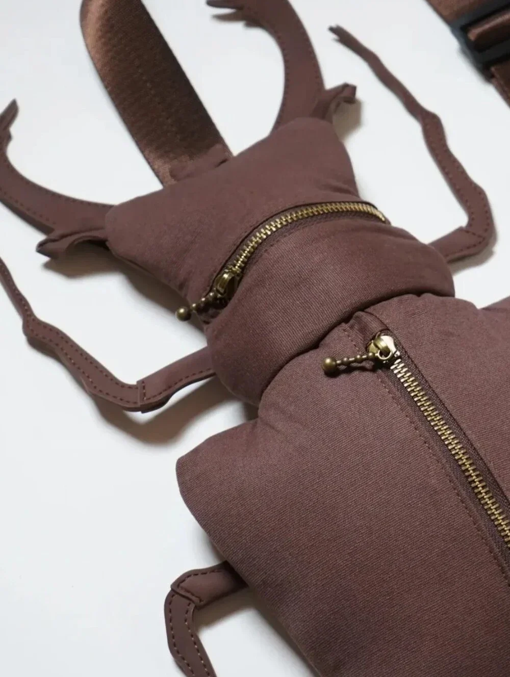 Red flies brown beetle bag crossbody bag NWOT